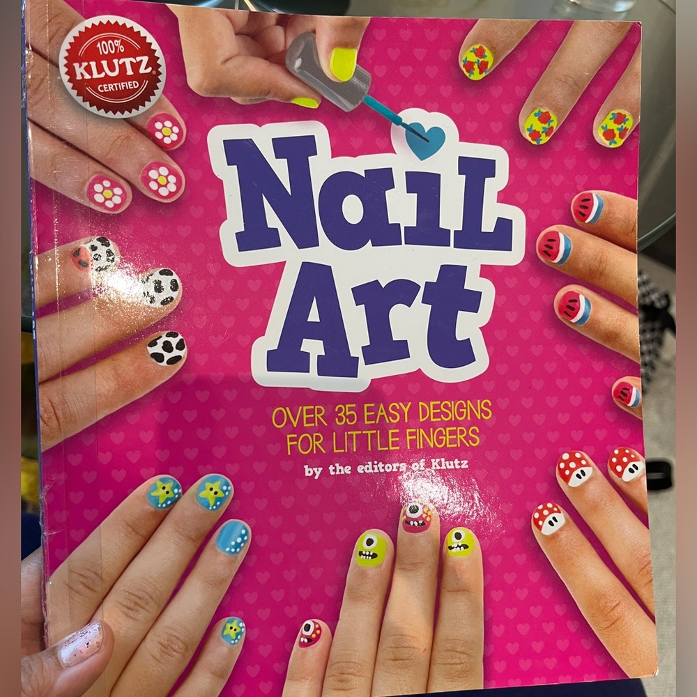 Nail Art KLUTZ Book DIY Polish Paint Activity Kid Craft Cartoon Kawaii Girl Cute